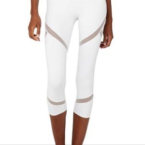Alo Yoga High-Waist Mesmerize Capri